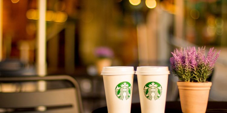 starbucks-dia-de-la-tierra