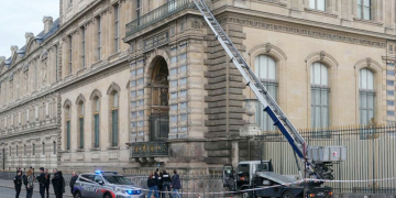 joyas robadas Louvre, Museo del Louvre, robo millonario, Galería de Apolo, Francia