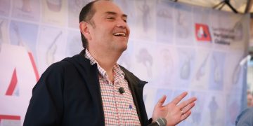 RAFA-RAMOS-KARINA-BARRÓN-MONTERREY-DESARROLLO-HUMANO