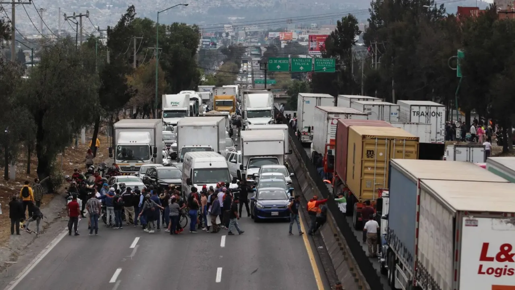 paro-nacional-de-transportistas-carreteras-bloqueos-hoy-6-abril