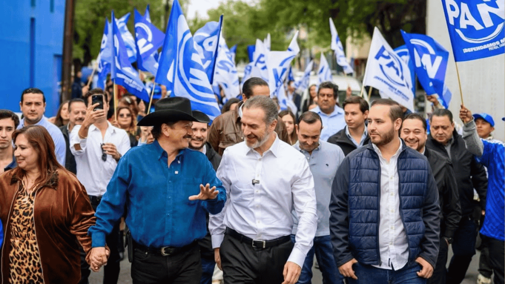 Adrián de la Garza busca una alianza para ser gobernador de nuevo león.