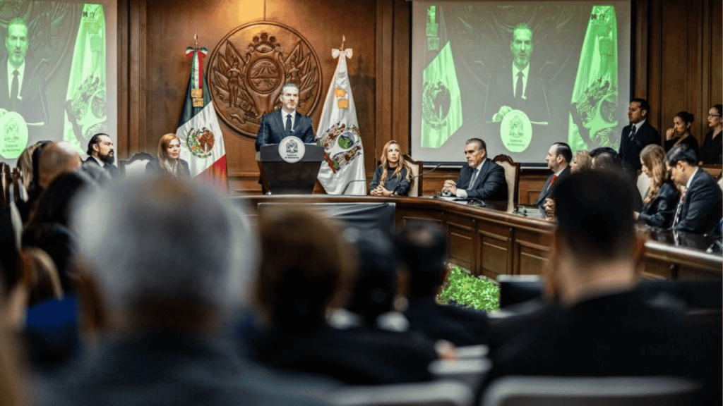Adrián habla sobre sus planes de como corregir el rumbo de Nuevo León - La Voz de NL